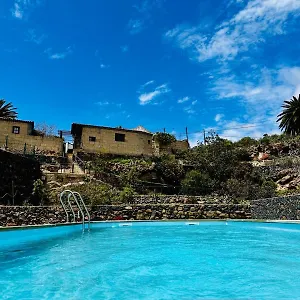 casa-rural-anton-piche.adeje-hotels.com/